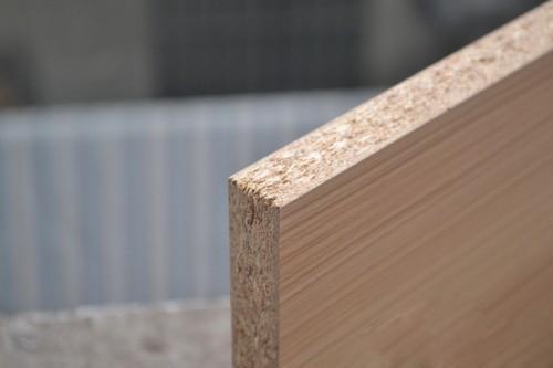 颗粒实木板是什么板材    实木颗粒板有哪些优点